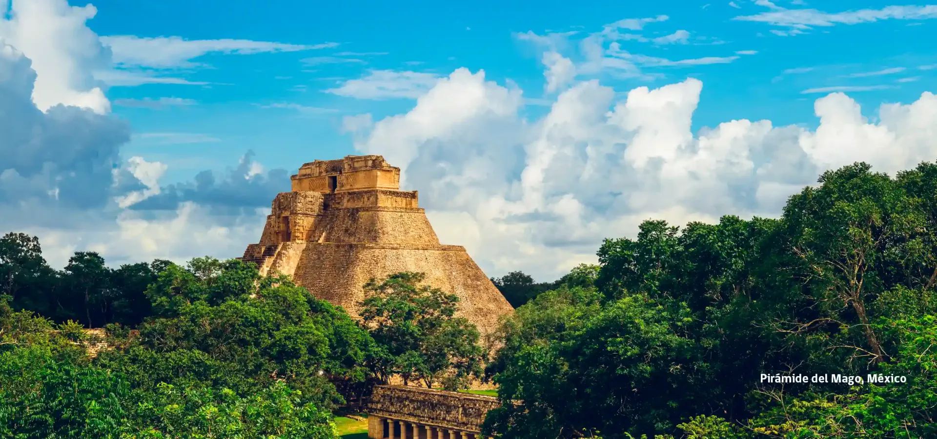 Pirámide del Mago - México